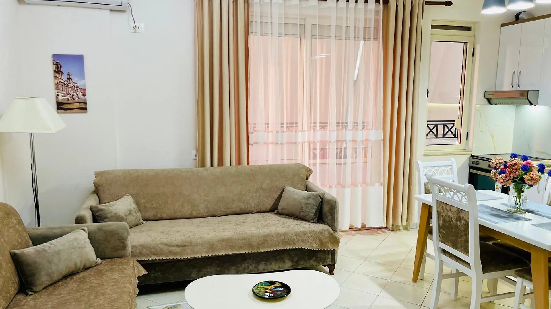 Albis Apartment 1 Τίρανα